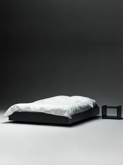 The Floating Bed - Black